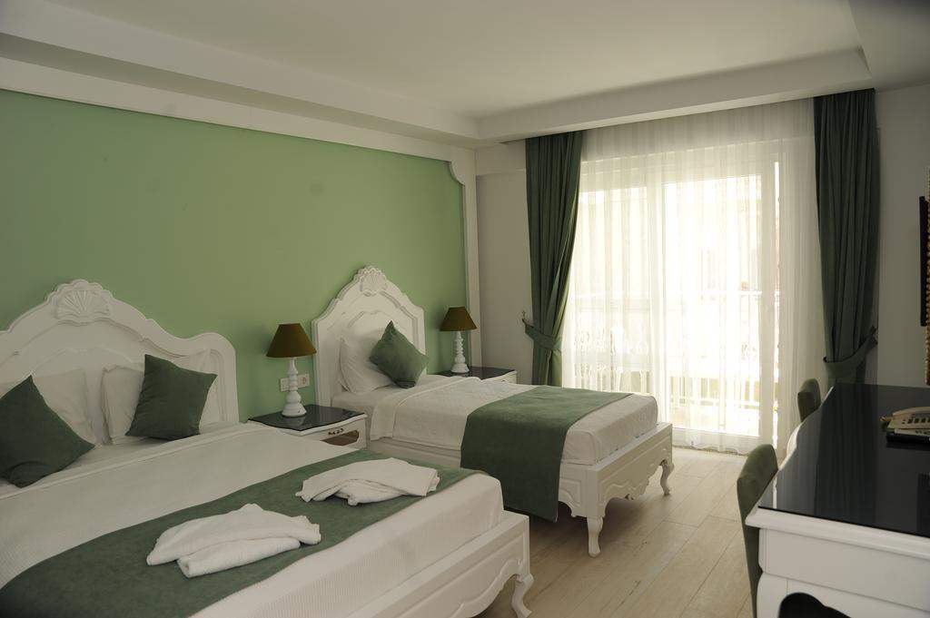 Montebello Deluxe Hotel Олудениз Экстерьер фото
